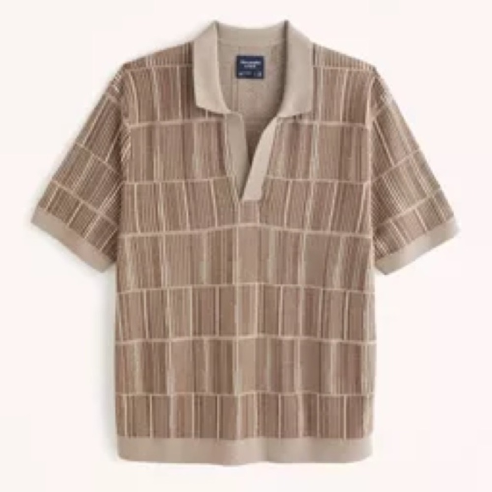 LIKE NEW Abercrombie & Fitch Textured Collared Tee, Size M